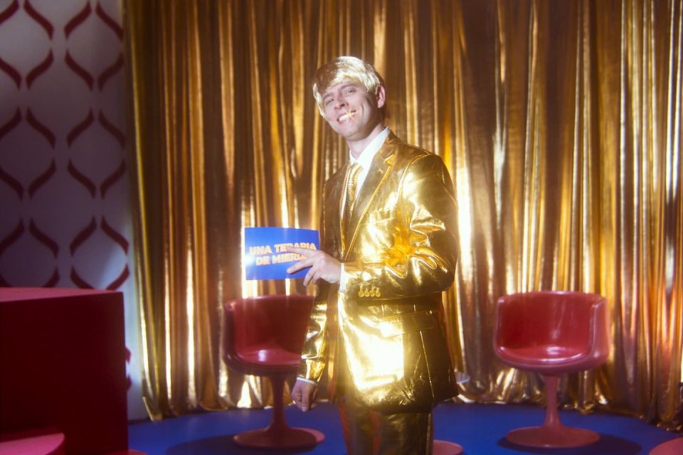 2022.11.corto-una-terapia-de-mierda.02